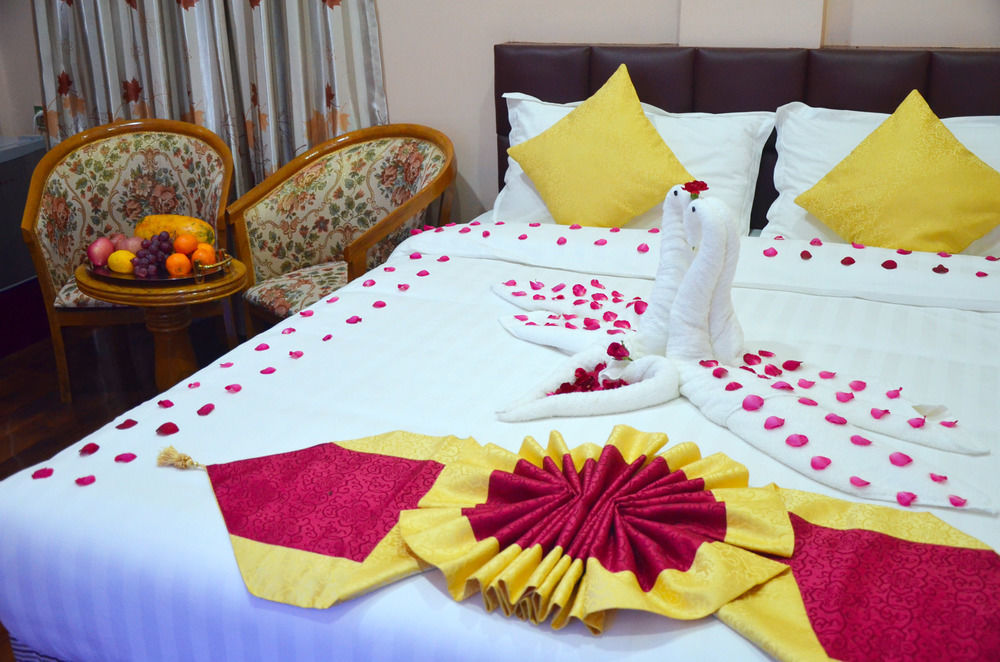 Golden City Light Hotel Mandalay Exterior foto