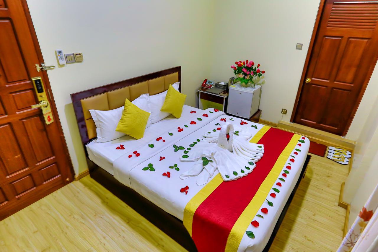 Golden City Light Hotel Mandalay Exterior foto